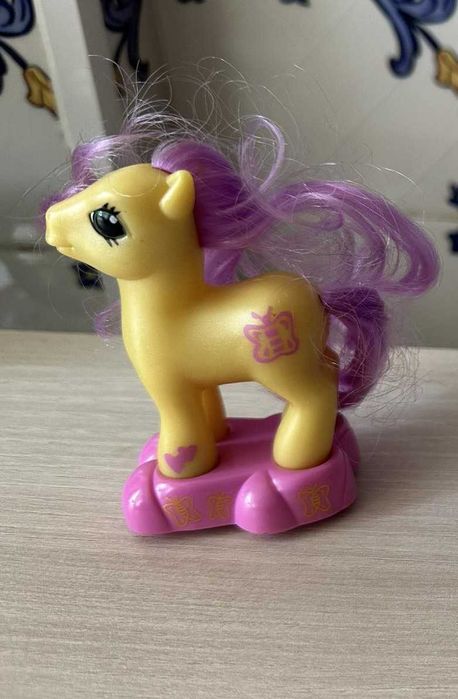 serie banda desenhada my little pony unicornios castelos