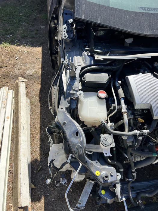 toyota prius v50 2016 75000 миль