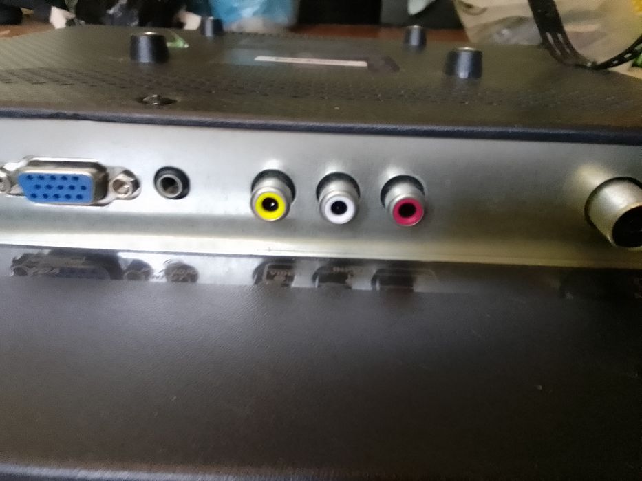 Телевизор Akai бу