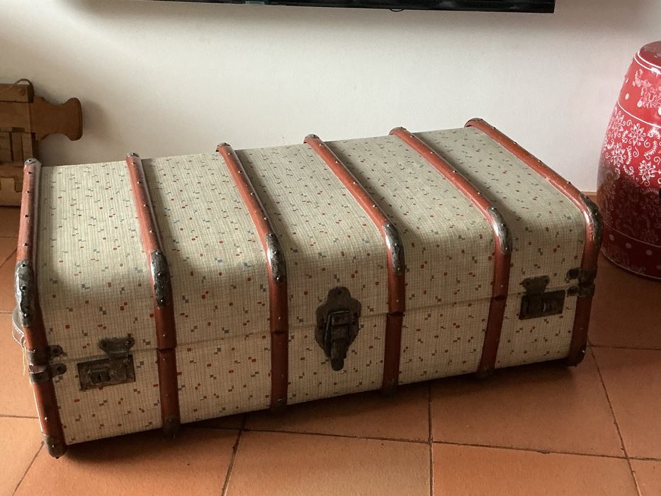 Mala de porāo/ baú