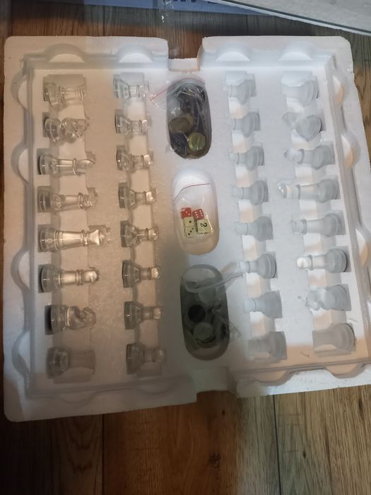 Gry 3w1 szklane pionki