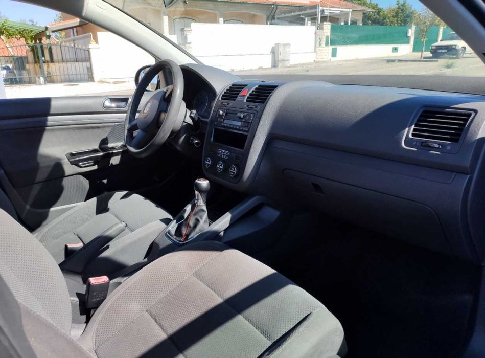 Volkswagen Golf 5 2.0TDI 6 velocidades