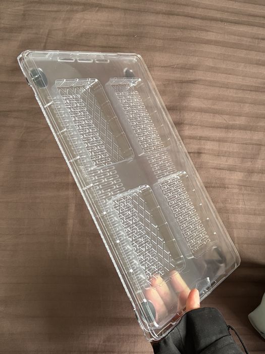 Новий Чохол на MacBook Air 13