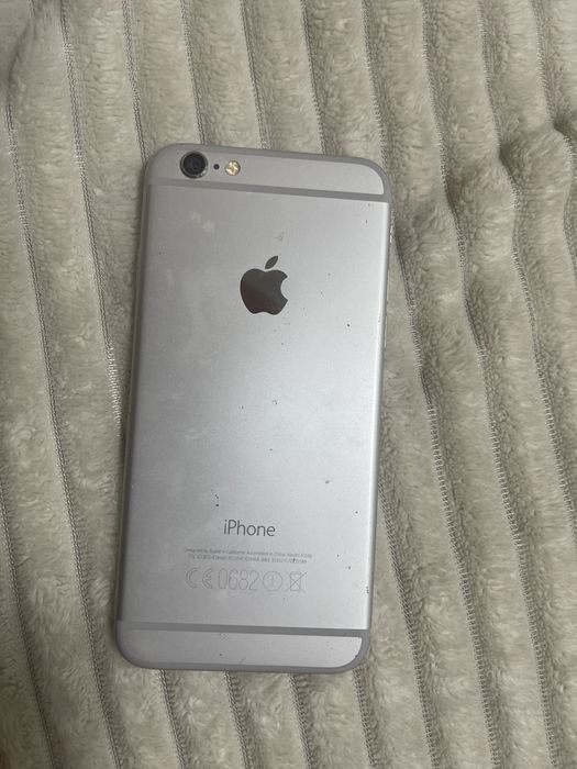 Продам айфон 6 , лежит без дела