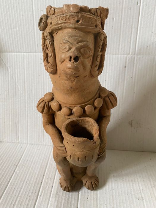 Estátua tribal antiga