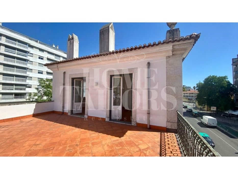 Fabuloso escritório no Palacete dos Ulmeiros com terraço e estacion...