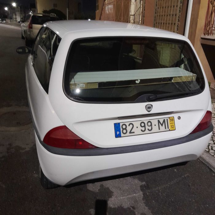 Vende para peças ou inteiro