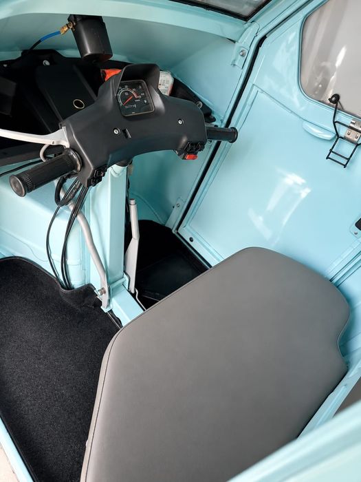 PIAGGIO com Maquina de gelados Soft