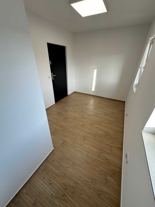 Nowy Gabinet / Biuro na wynajem 10 m2 z miejscami parkingowymi