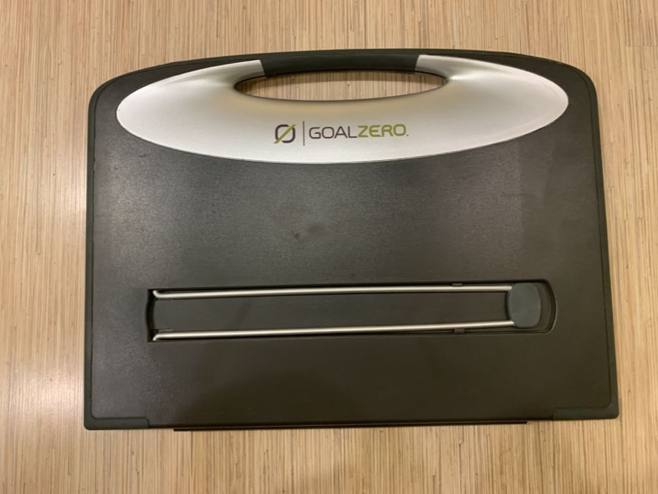 Продам новую солнечную панель goal zero escape 30.