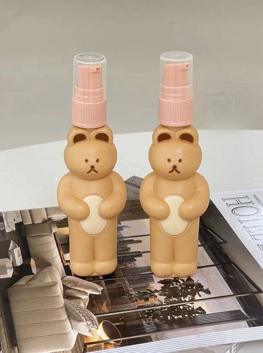 Дорожній набір ємностей для подорожі