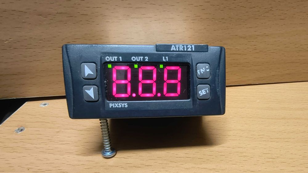 Regulator temperatury PIXSYS ATR121 ATR121-AD