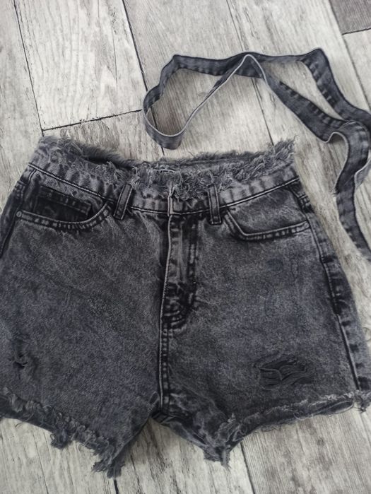 Жіночі джинсові шорти