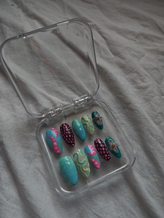 Press ons inspirowane Lagooną z Monster high