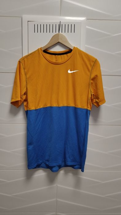 T-shirt Nike r. M sportowa Dri-Fit