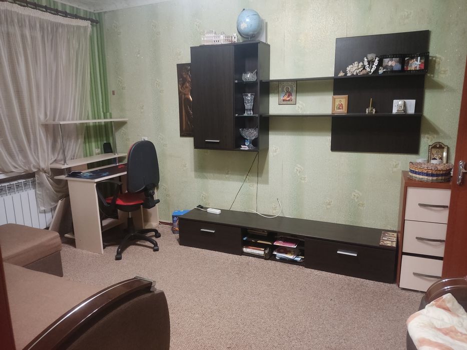 Продам 2-х кімнатну квартиру