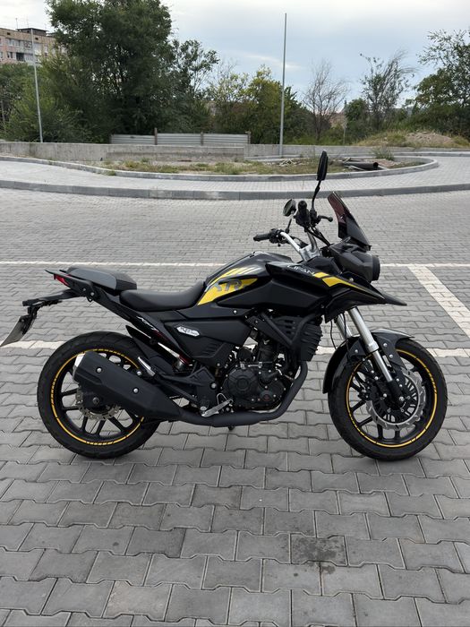 Мотоцикл Lifan KPT200
