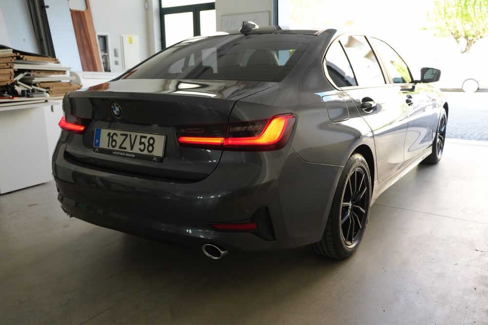 BMW 330e como novo