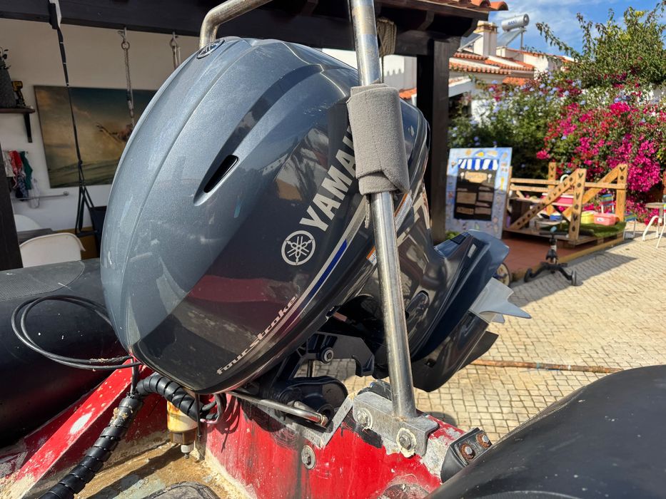 Barco RIB em Alumínio com Motor Yamaha 30HP (2023) + Atrelado