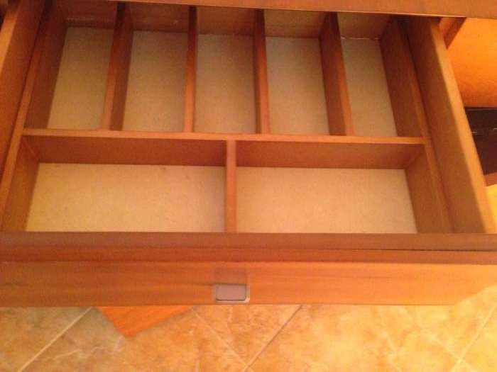 Aparador com duas torres