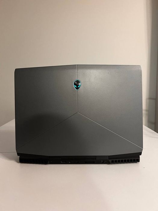 Ігровий  Alienware M15 | RTX 2070 | i7-9750H | RAM 16 Gb | 144Hz |