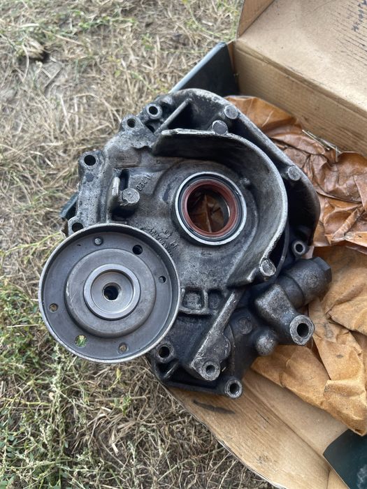 Продам масяний насос до LT55