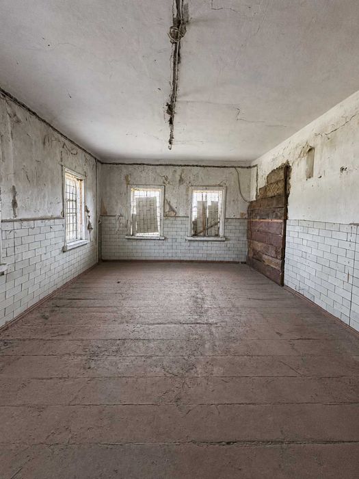 Продаж або оренда приміщення під склад: 100 м², 3 кімнати, вул. Дудіна