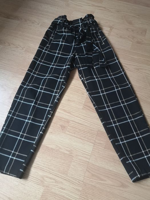 Spodnie roz 140 polecam