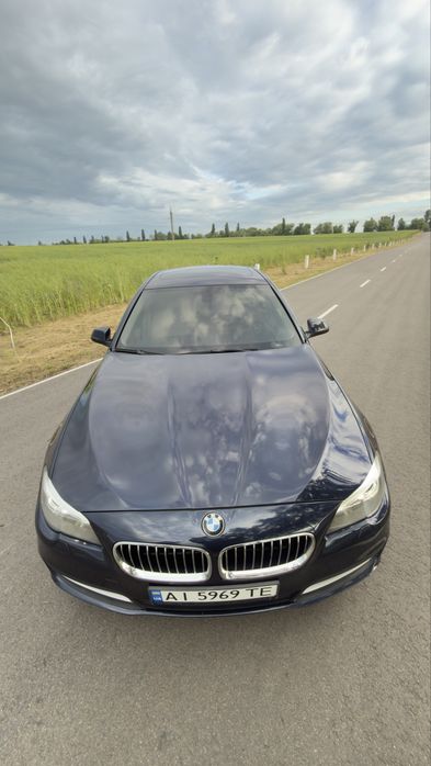 BMW 528i X-Drive 2014 рік