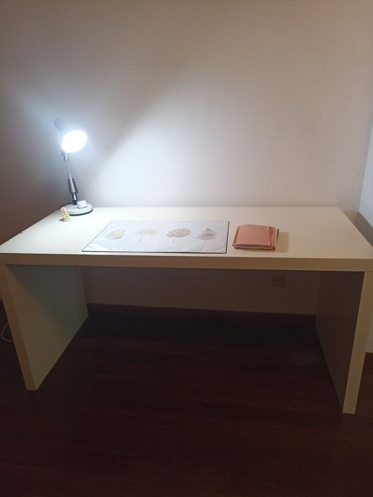 Secretária Branca usada