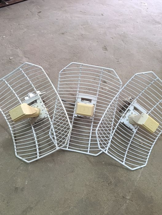 Ubiquiti AirGrid M2 16 HP