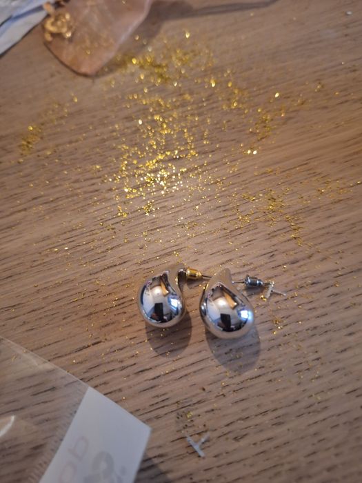 Brincos forma de gota