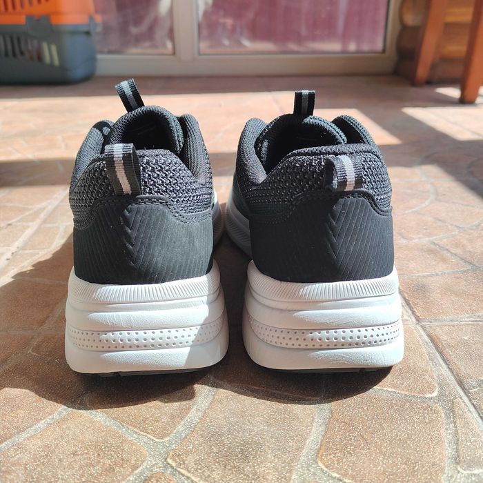 Нові кросівки Go soft 43 розмір