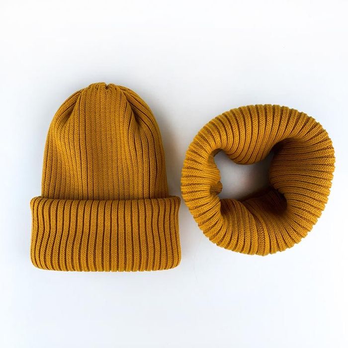 Продам модную шапку 54-58