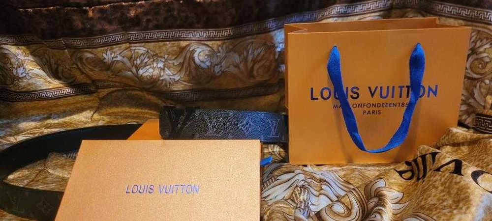 Louis Vuitton belt czarny 100cm
