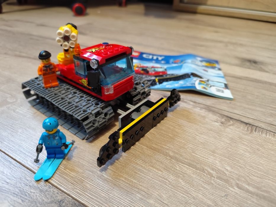 LEGO city pług 60222