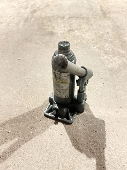 Macaco de carro elevatório