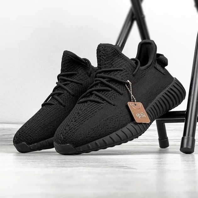 Кроссовки Yeezy Black 41.42.43.44.45
