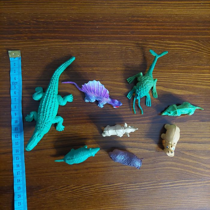 Figurki zwierząt PRL