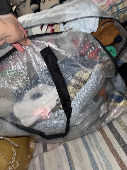 Lote de roupa de bebé e criança (0 meses aos 7 anos) – várias marcas