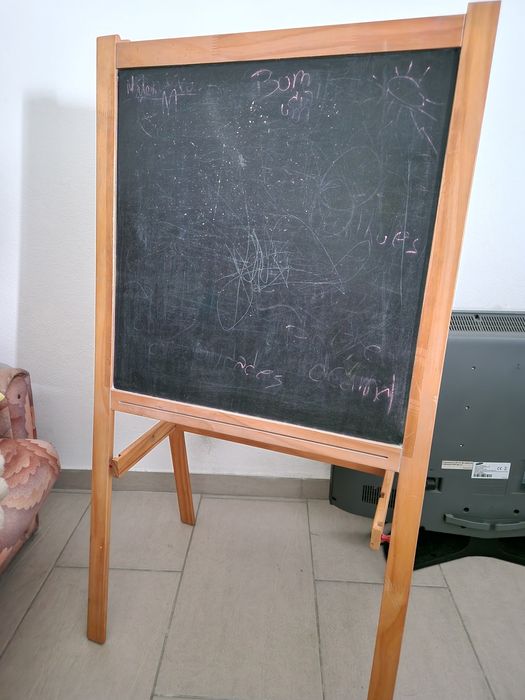 Quadro de Giz e Caneta Ikea