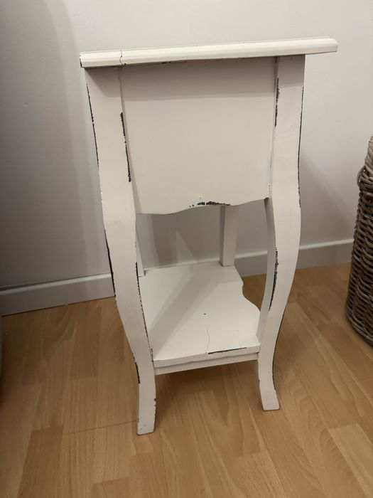 Miloo Home stolik Fiorella 40x31x68 cm biały