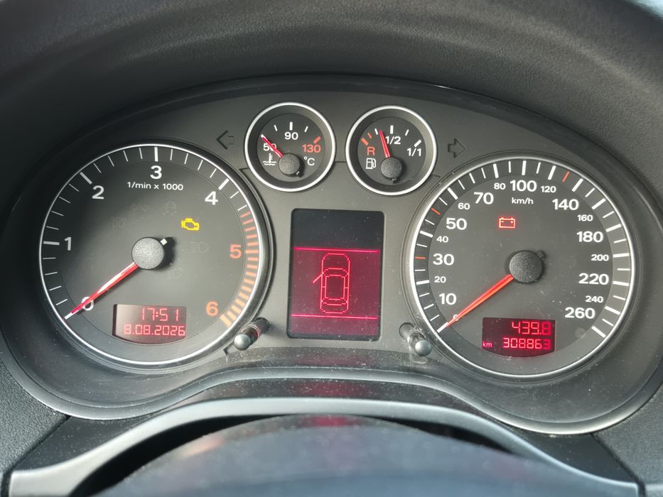 Audi A3 8P 3-drzwiowe  1.9 TDI  105 KM