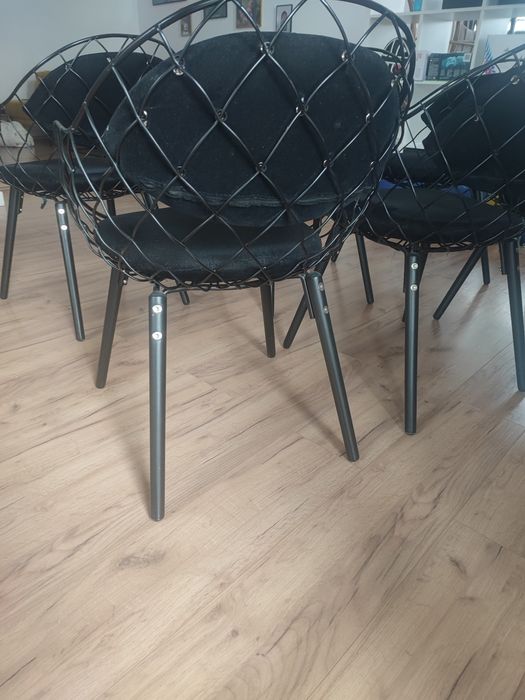 Krzesła firmy take meHOME