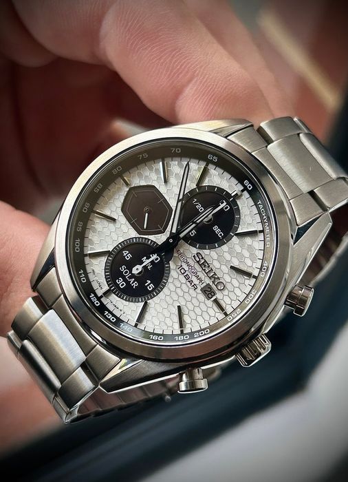 SEIKO SSC769P1 Macchina Sportiva "PANDA" Solar 41.4mm