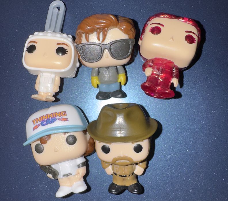 Фігурки Kinder Joy