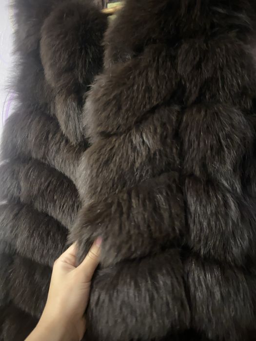 Натуральна хутряна жилетка песець