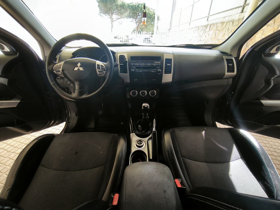 Mitsubishi Outlander 2.0 DI-D 140cv (Motor VW)