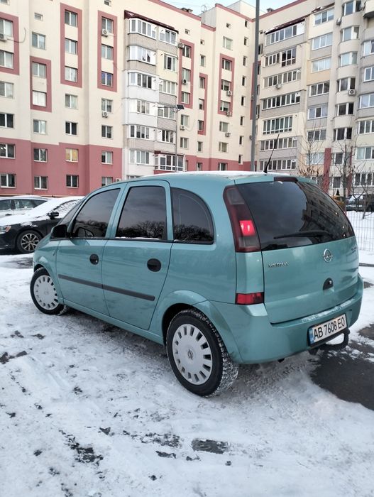 Продам авто в гарному, збереженому стані. Кузов цілий, в рідній фарбі. Електрика вся справна, працює кожна кнопка. Двигун сухий, працює чудово. Скло все рідне, ціле . Ходова доглянута. В будь-який час завів-поїхав.