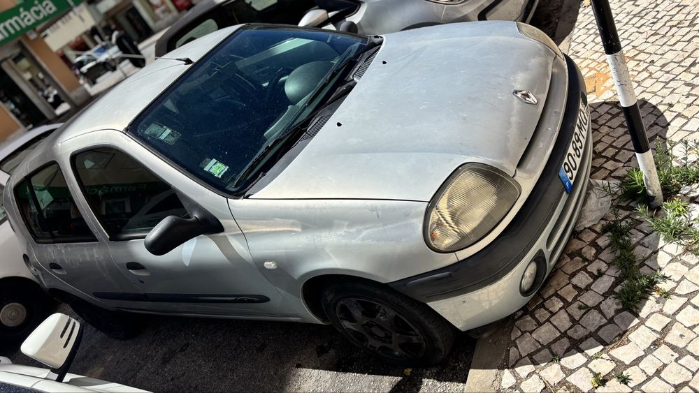 Renault clio B  motor operacinal